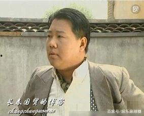 郭德纲年轻时照片,从青涩少年到相声大师的蜕变之路